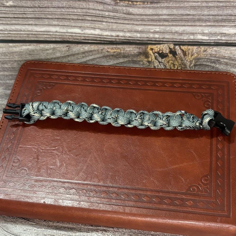 Kids Gray and Tan Paracord Braided Bracelet - Picture 2 of 4